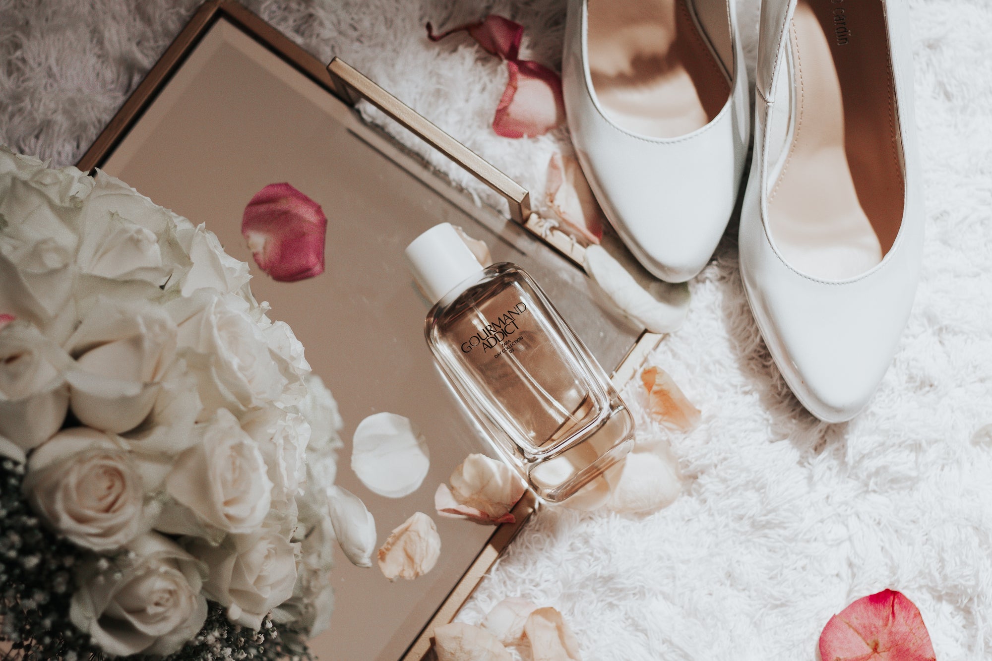 Top 5 Perfumes to Wear to a Wedding